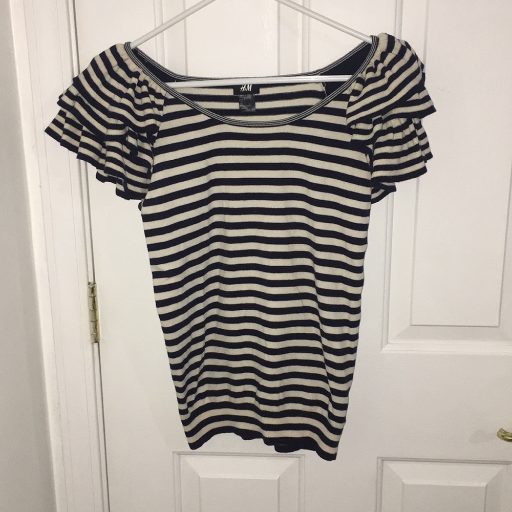 H&M Puffed Sleeved Striped Top